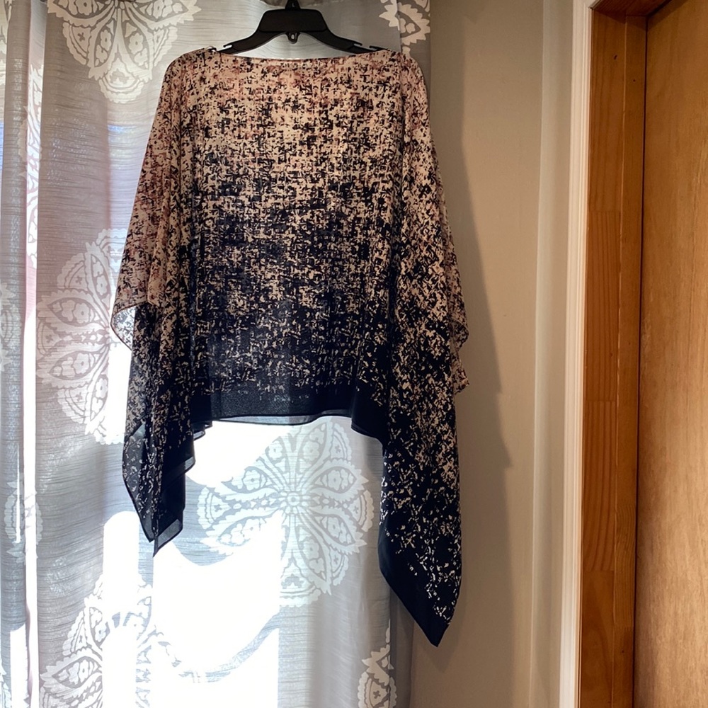 Vince camuto top